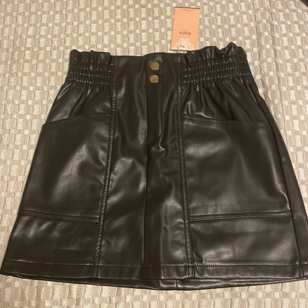 Blashe Black Faux Leather Button Pockets Paper Bag Waist Mini Skirt